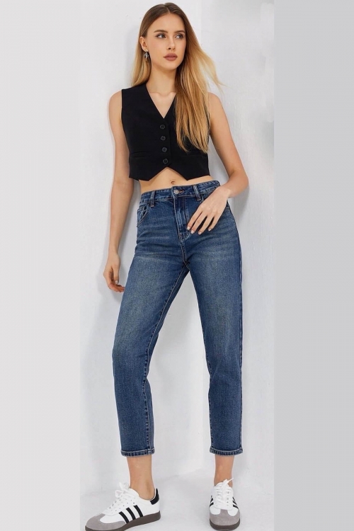 Premium high waisted mom fit jeans Yara