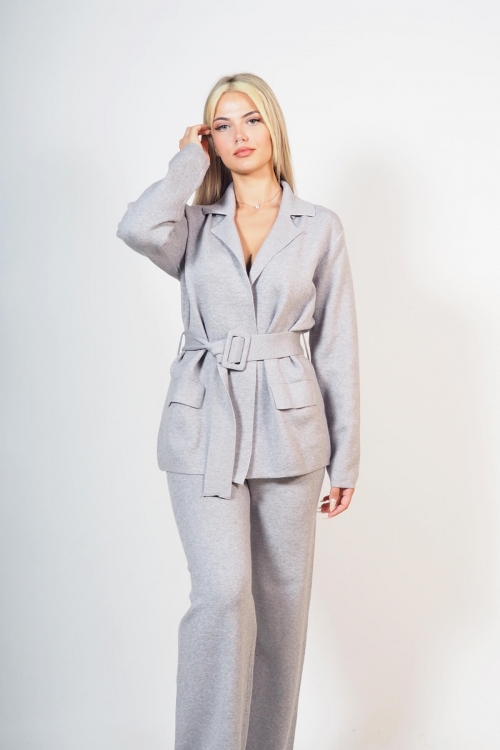 Soft knitted suit Isabella